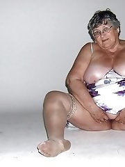 Sexy old ladies present tits porn pics